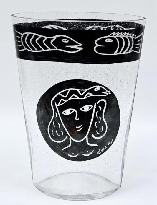 Kosta Boda Kaboka Vase: Hand Blown Swedish Art Glass (Ulrica Hydman Vallien)