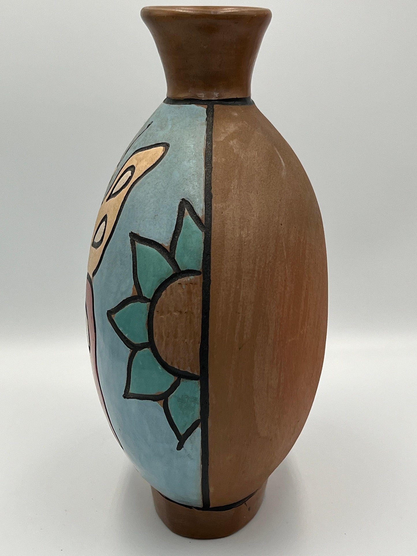 Chulucanas Pottery Vase, Vintage Moncada Floral Design (9.5" Tall)