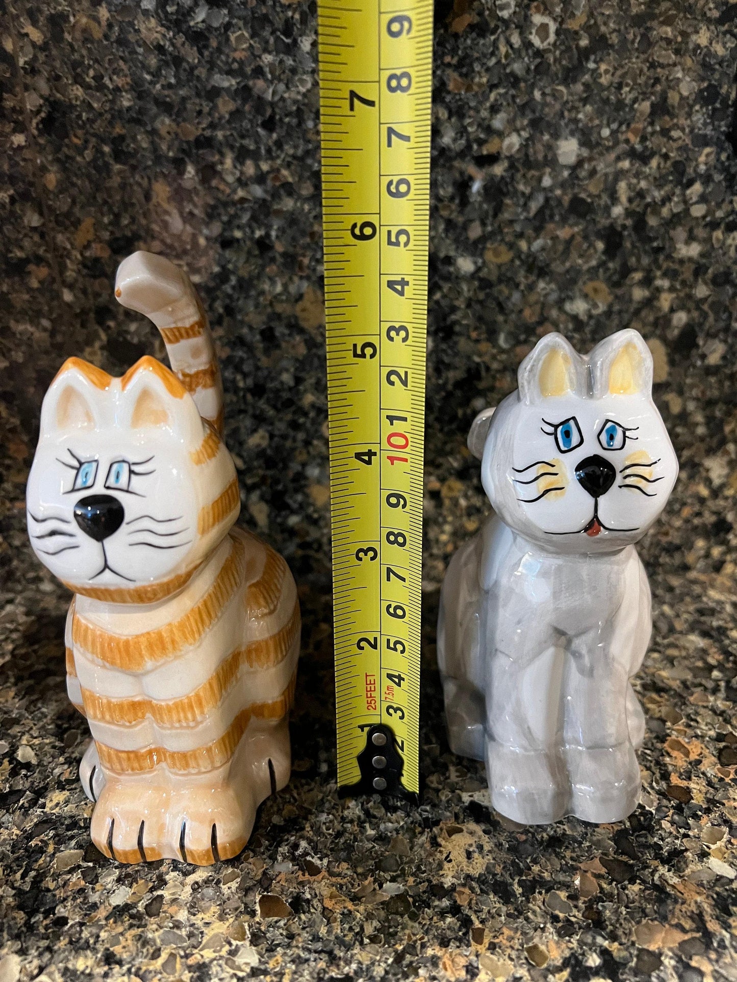 Cat Salt and Pepper Shakers: Vintage Ceramic Pair (Retro Style)