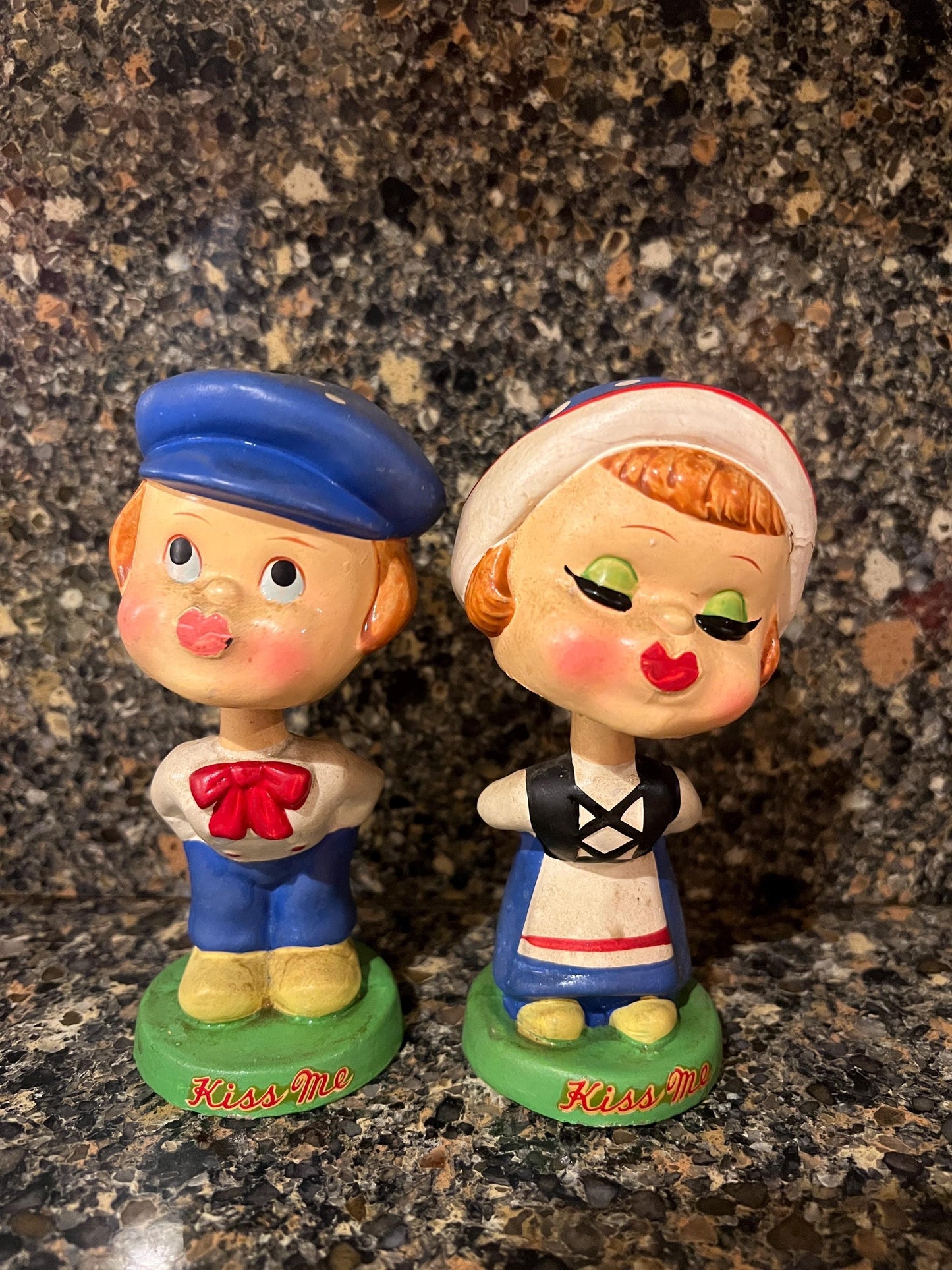 Vintage 1950's Dutch Boy & Girl "Kiss Me" Bobble Head Pair, Valentine's Day Gift, Romantic Date, Bachelor / bachelorette party, Wedding Top