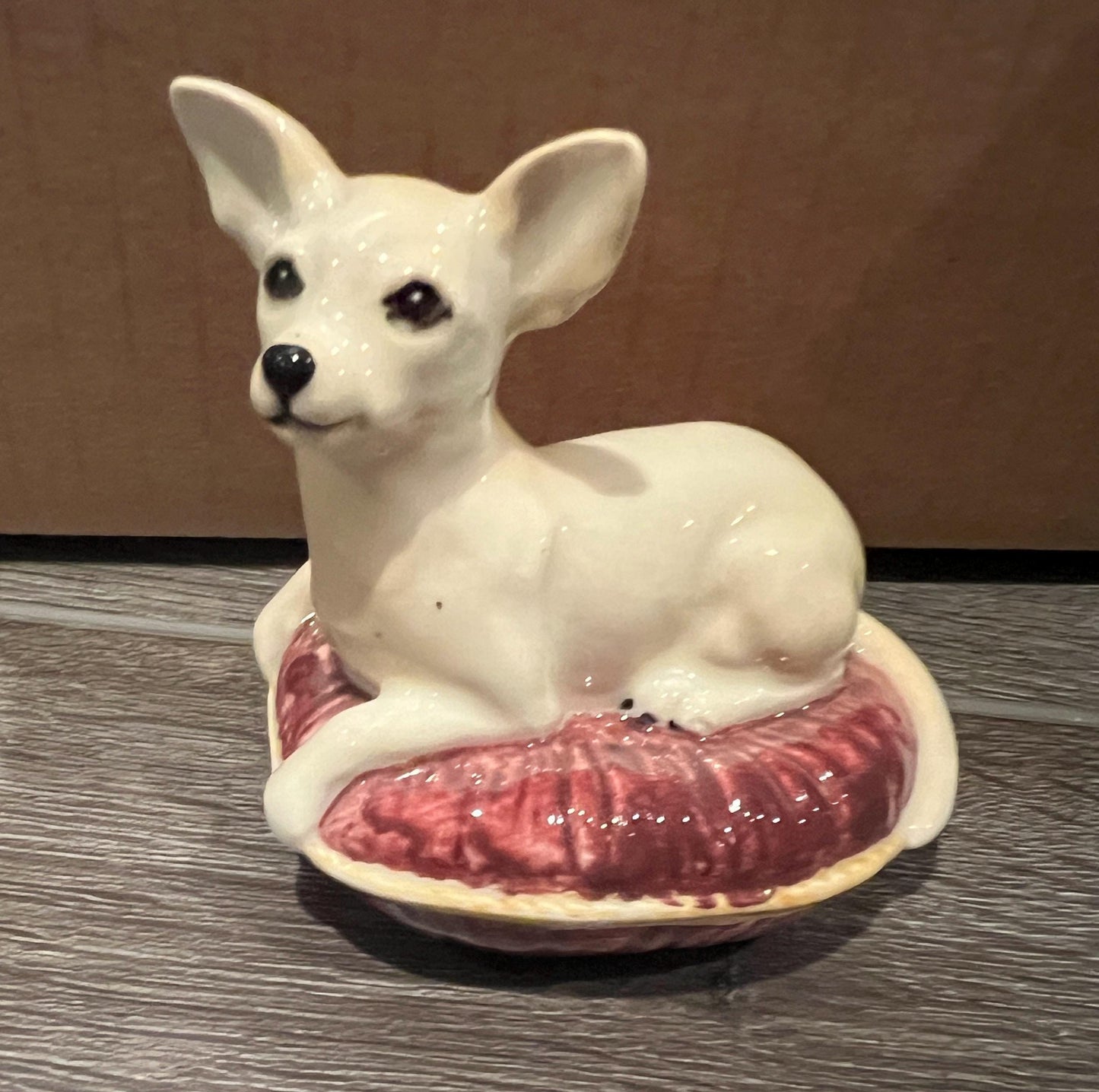 Vintage "Chihuahua" Ceramic Figurine by Beswick - Made in England