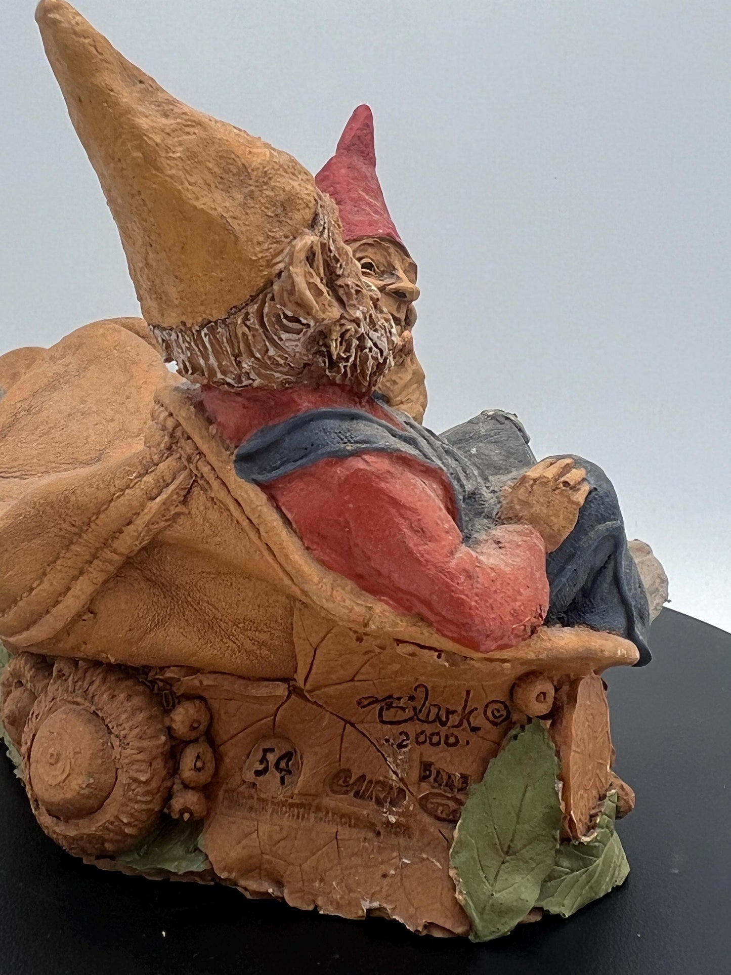 Tom Clark Gnomes | 'Garden Gnomes' Mold 5443 (2000) in Garden Glove and Gnome 'Freddy' | Sold Individually