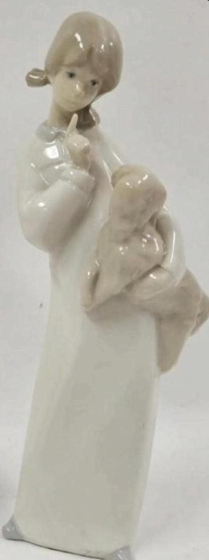 Children in Nightgowns: Lladro / Nao  - Porcelain w Glossy Finish. No Box. Sold individually