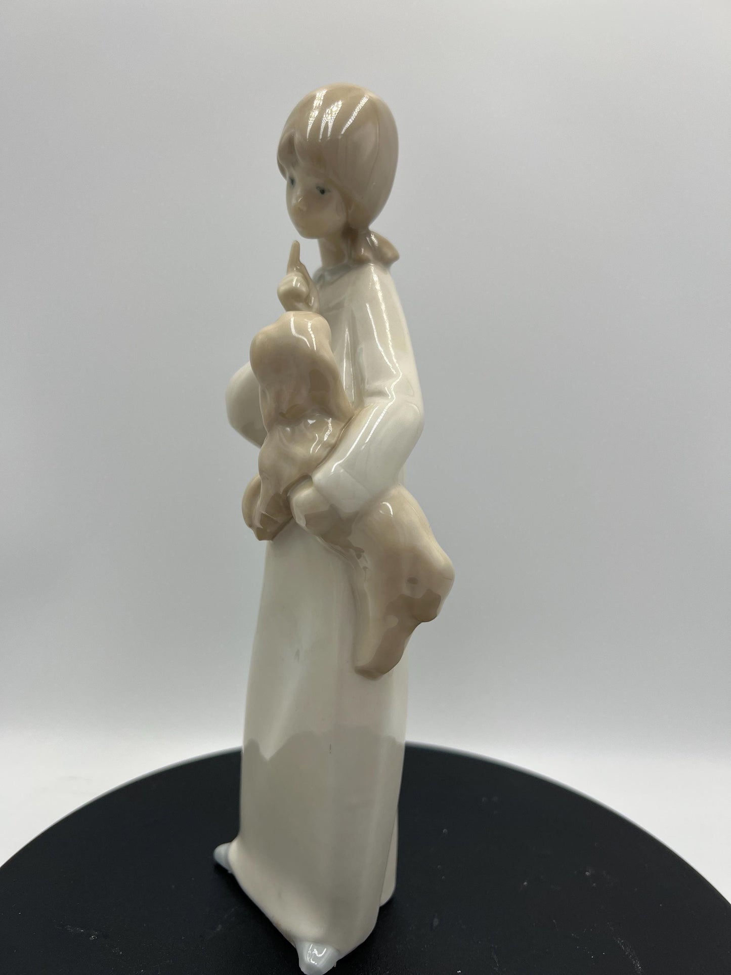 Children in Nightgowns: Lladro / Nao  - Porcelain w Glossy Finish. No Box. Sold individually