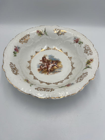 Porcelain Cherub Bowl: Vintage Gold Detail (Victorian Era)