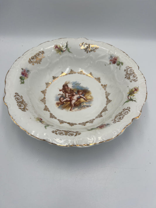 Porcelain Cherub Bowl: Vintage Gold Detail (Victorian Era)