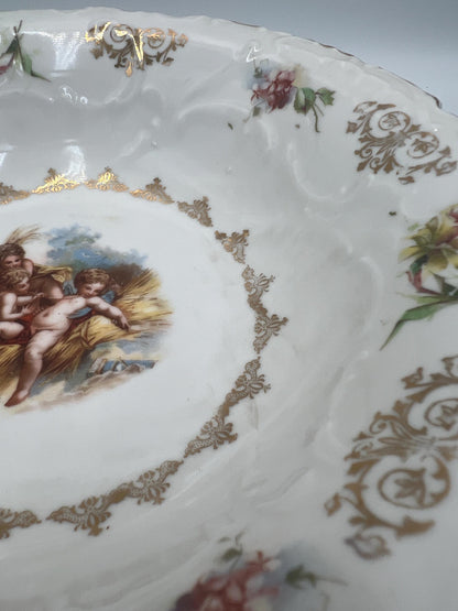 Porcelain Cherub Bowl: Vintage Gold Detail (Victorian Era)