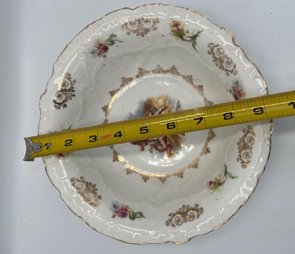 Porcelain Cherub Bowl: Vintage Gold Detail (Victorian Era)