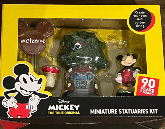 DISNEY Mickey Mouse Statuaries Kit New in Box