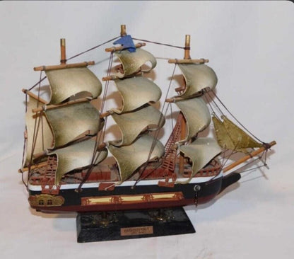 USS Constitution Ship Model: Maritime Decor (Wooden, Black Hull, 1814)
