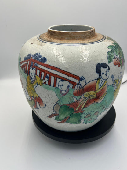 Chinese Chinoiserie Famille Verte on Cream Crackle Ginger Jar No Lid