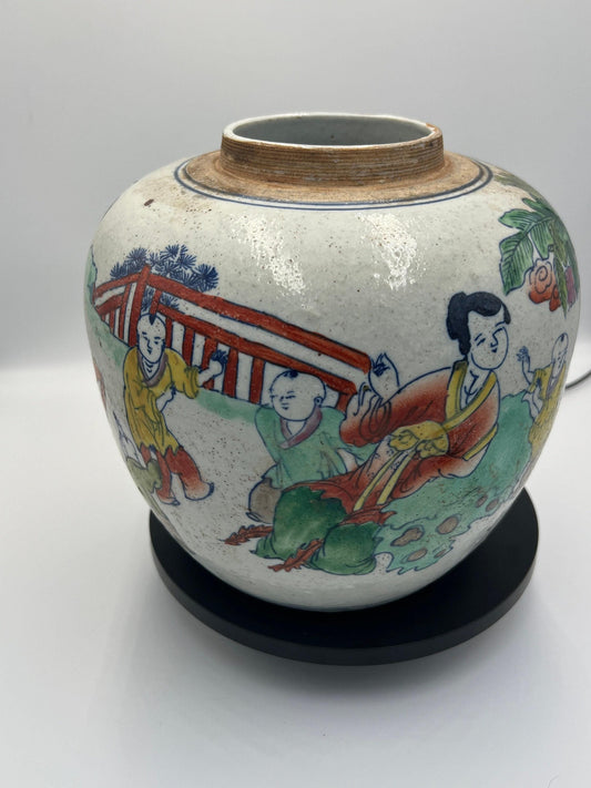 Chinese Chinoiserie Famille Verte on Cream Crackle Ginger Jar No Lid