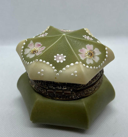 Nakara Jewelry Box, Handpainted Floral, Pearly Finish (Antique)