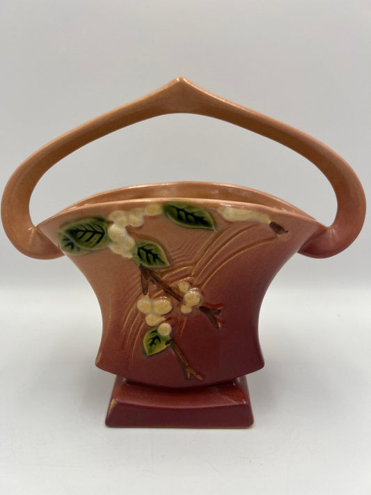 Roseville Snowberry Basket, Cranberry Tan with White Berries (Vintage 1940s)