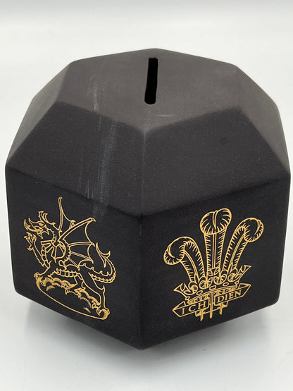 Vintage Wedgwood Black Jasperware PRINCE CHARLES Wales Investiture Bank 1969