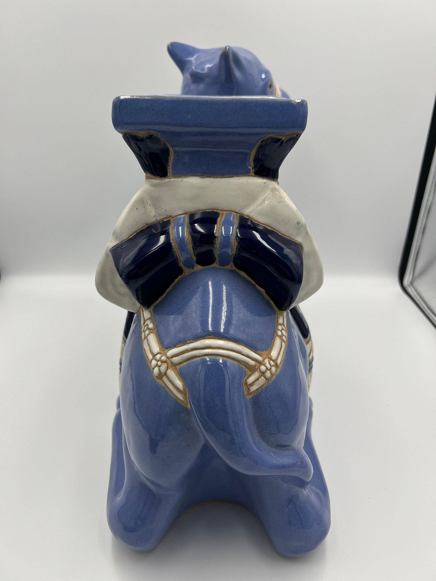 Camel Plant Stand: Ceramic Boho Decor (Indoor, Rustic Finish)