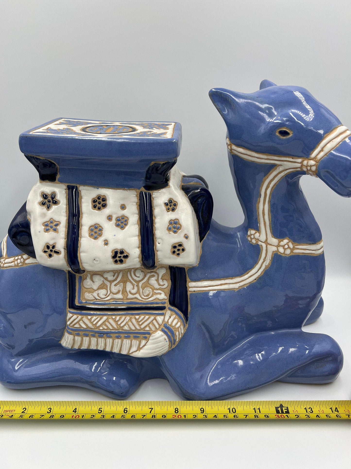 Camel Plant Stand: Ceramic Boho Decor (Indoor, Rustic Finish)