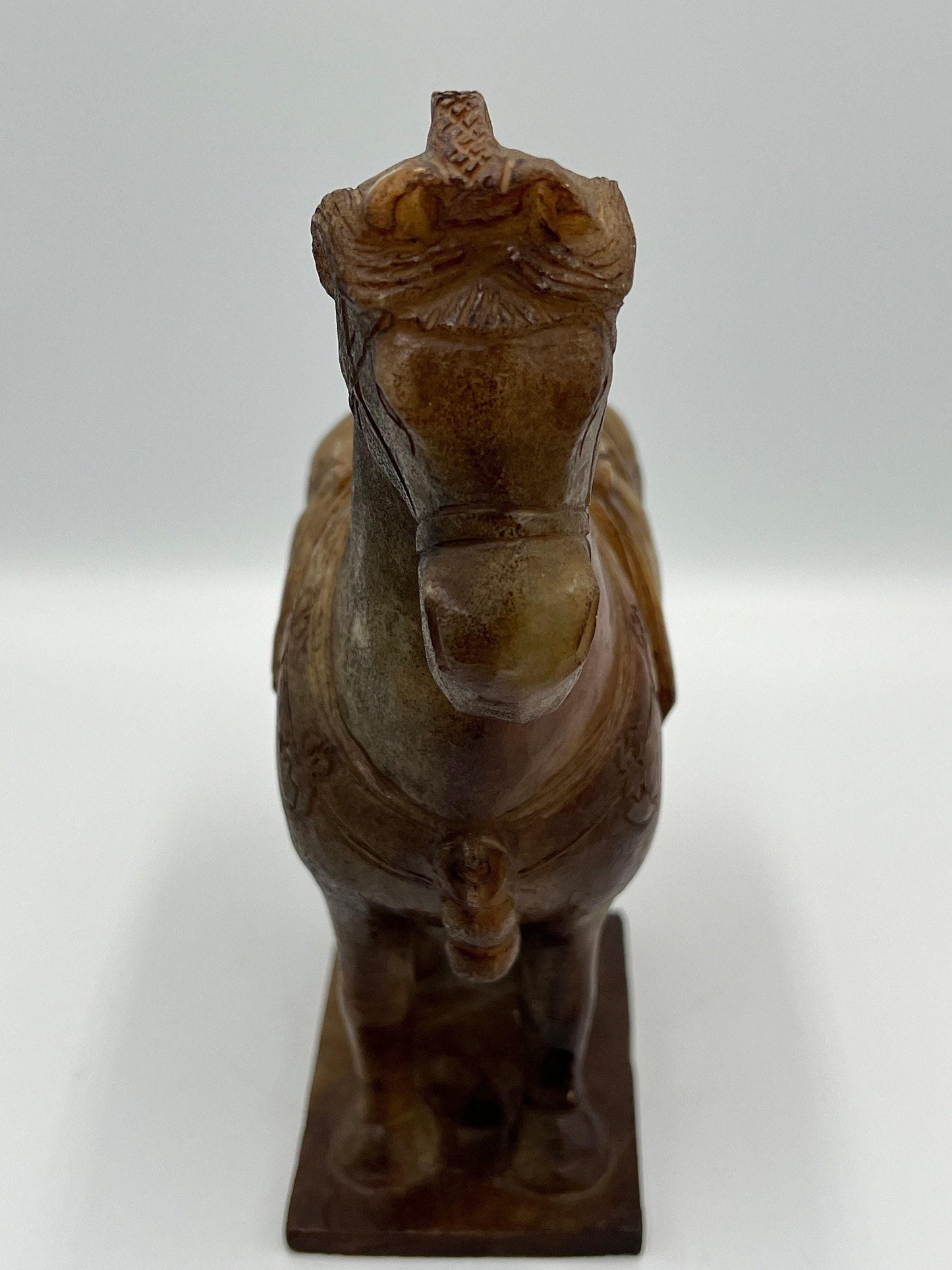 Tang Dynasty Style Horse: Chinese Carved Jade Sculpture (Vintage 20th Century)