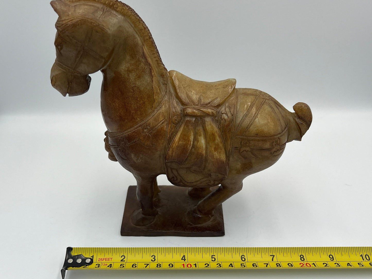 Tang Dynasty Style Horse: Chinese Carved Jade Sculpture (Vintage 20th Century)