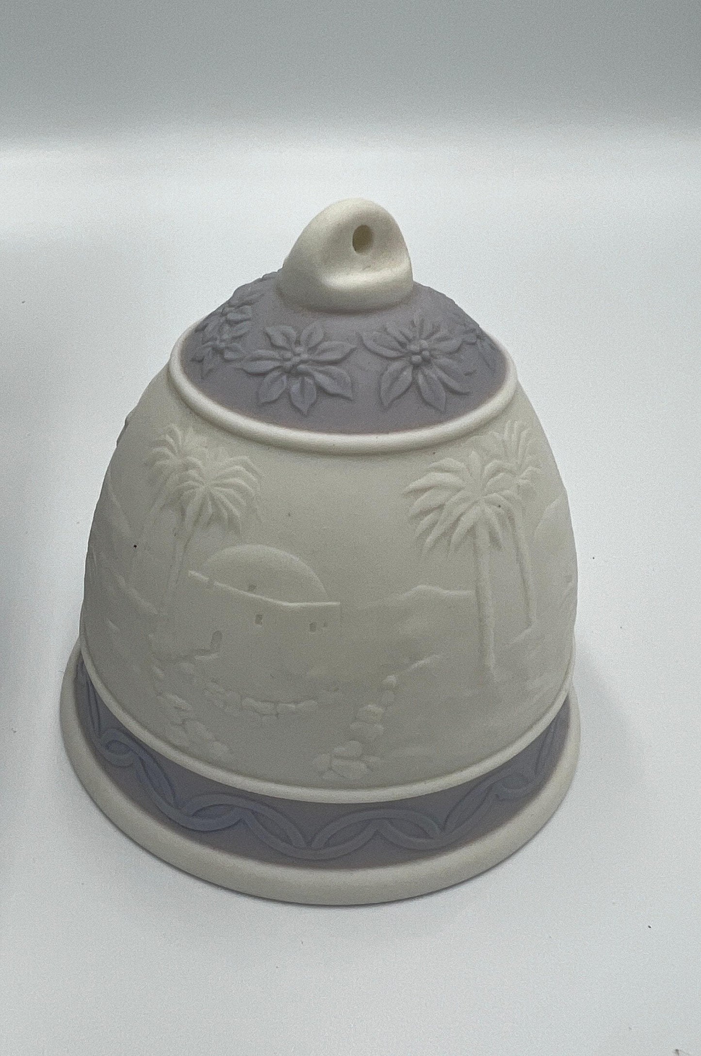 Lladro Christmas Bell Porcelain (1993, Holiday Decor)