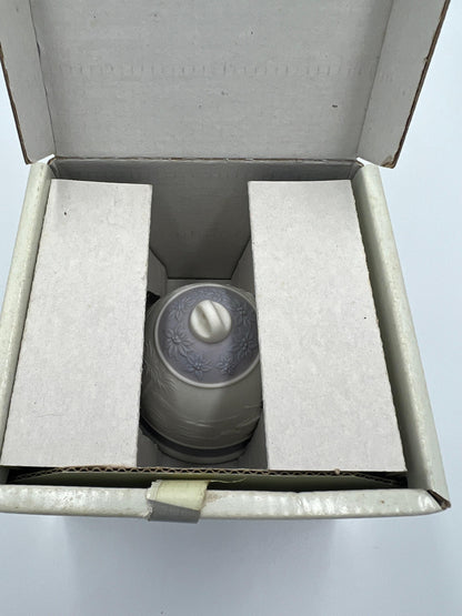 Lladro Christmas Bell Porcelain (1993, Holiday Decor)