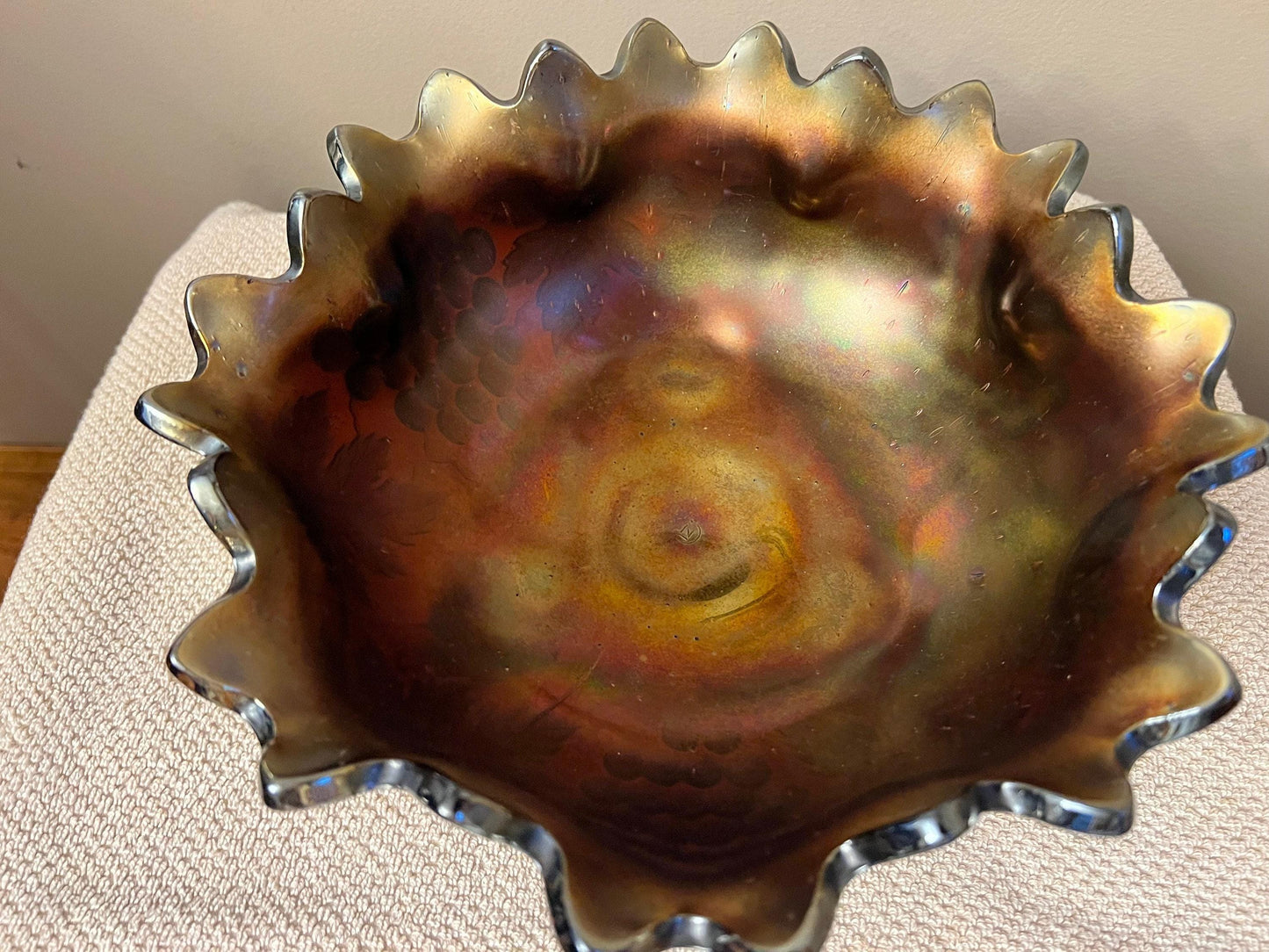 Vintage Scalloped Bowl: Northwood Grape and Cable Amethyst Glass