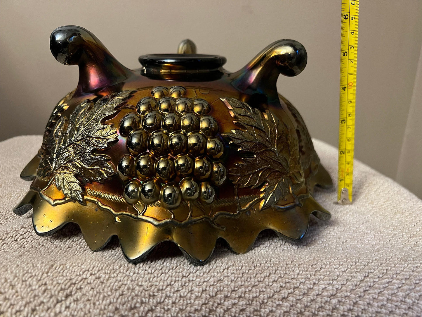 Vintage Scalloped Bowl: Northwood Grape and Cable Amethyst Glass