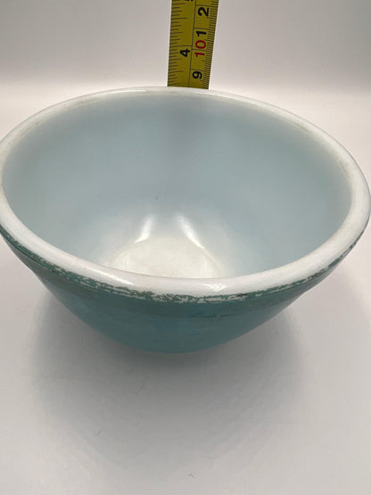 Pyrex Mixing Bowl: Robins Egg Blue Glass (1.5 Pint, Mid Century)