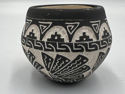 Native American Seed Pot: Vintage Acoma Pottery (Signed and Hand-Painted)