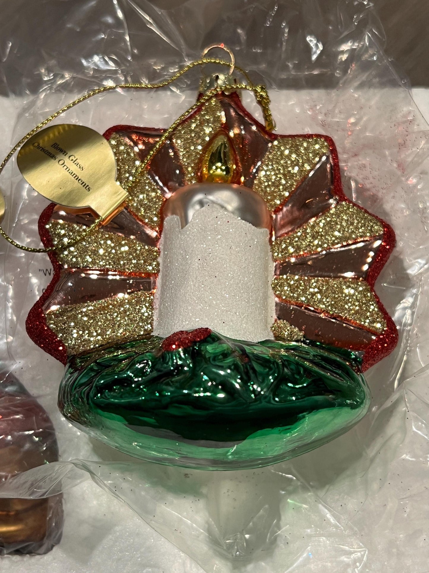 Christmas tree ornaments Blown Glass - Danbury Mint - Dog and Wreath