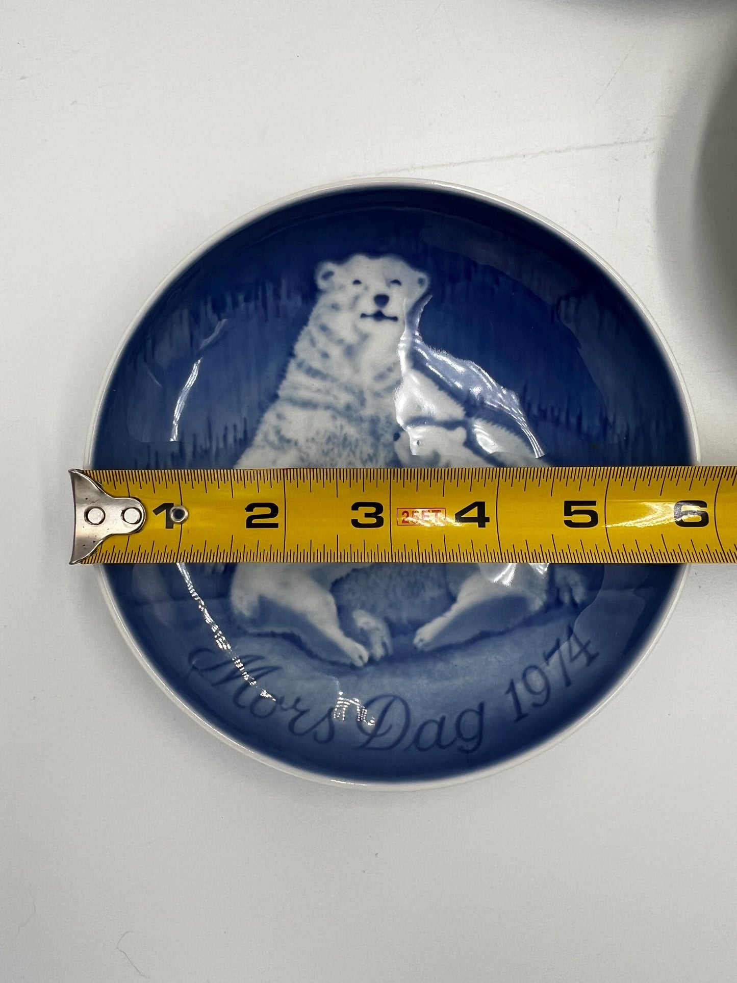 Vintage Danish Mother's Day Plates (Mors Dag) |1973-1976 | Bing & Grondahl / Royal Copenhagen Porcelain Plates | Sold Individually