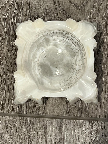 Vintage Carved Mexican Aztec Engraved Ashtray Marble Onyx Alabaster