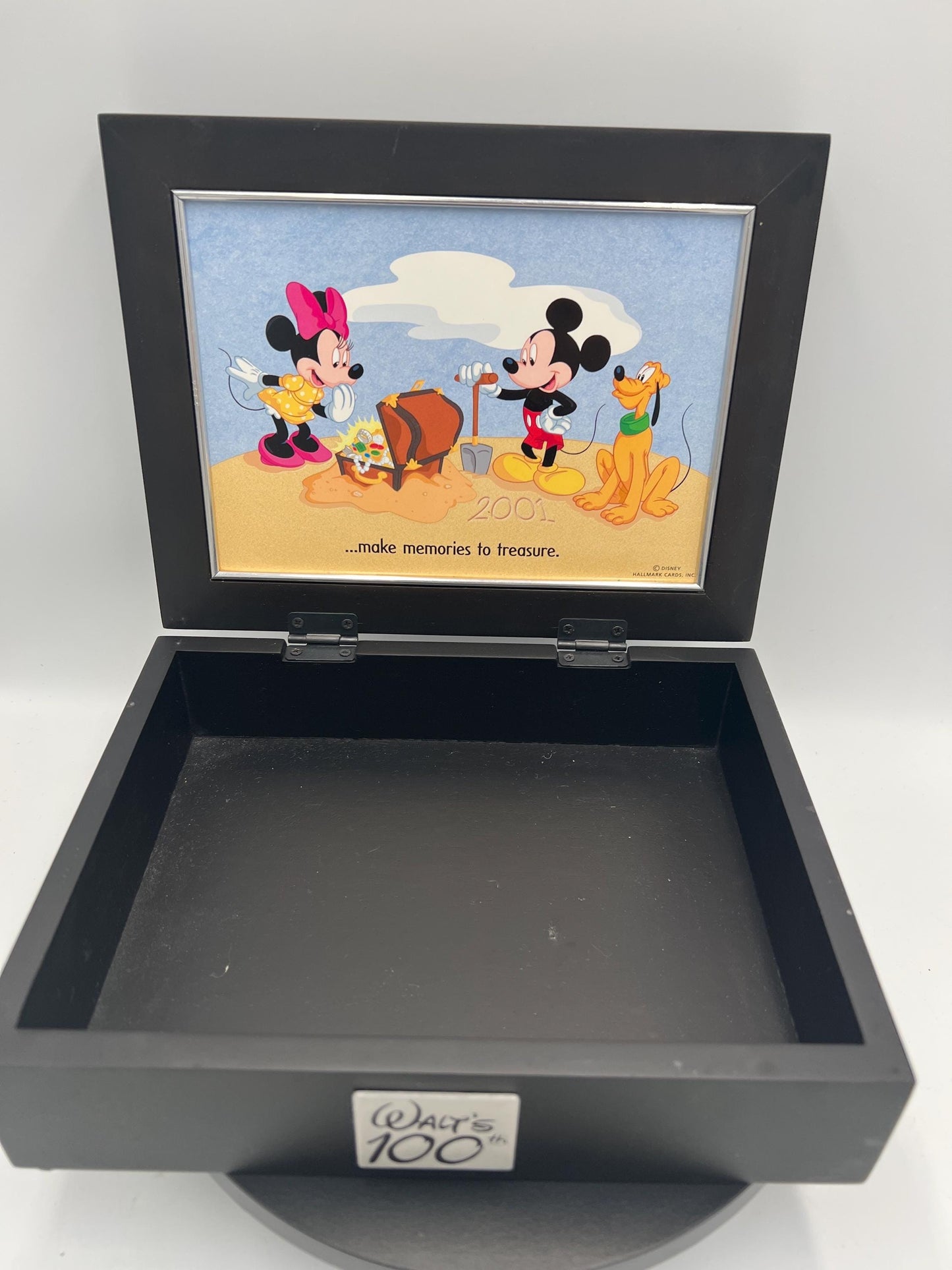 Disney 1928 2001 Walt's 100th Mickey, Minnie and Pluto Keepsake Box Life Little Pleasures