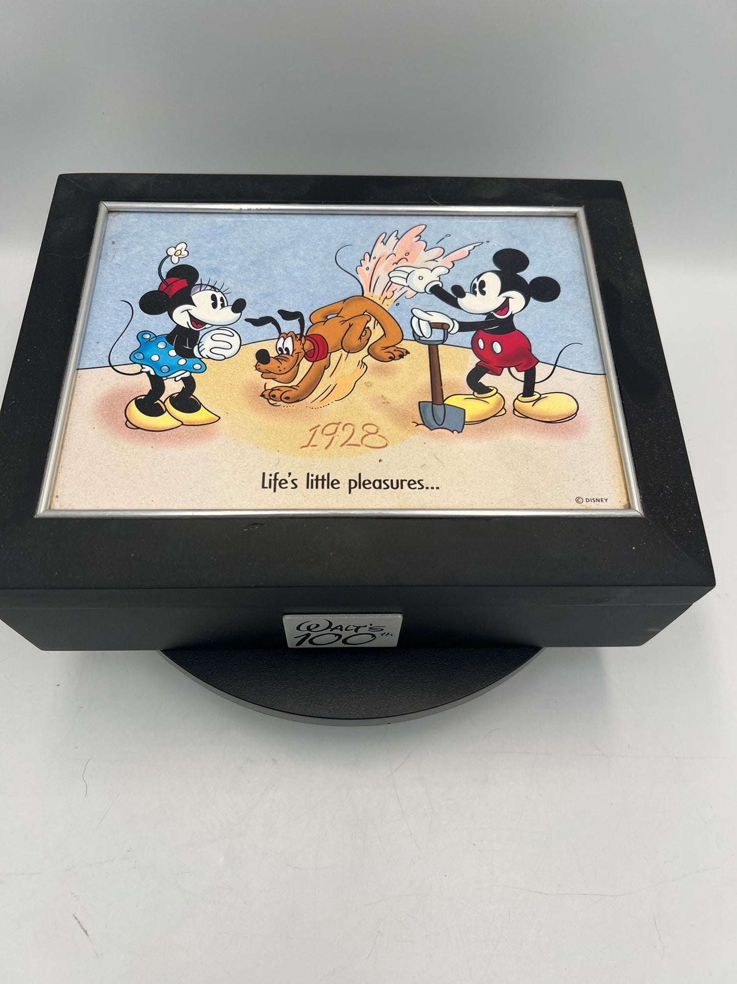 Disney 1928 2001 Walt's 100th Mickey, Minnie and Pluto Keepsake Box Life Little Pleasures