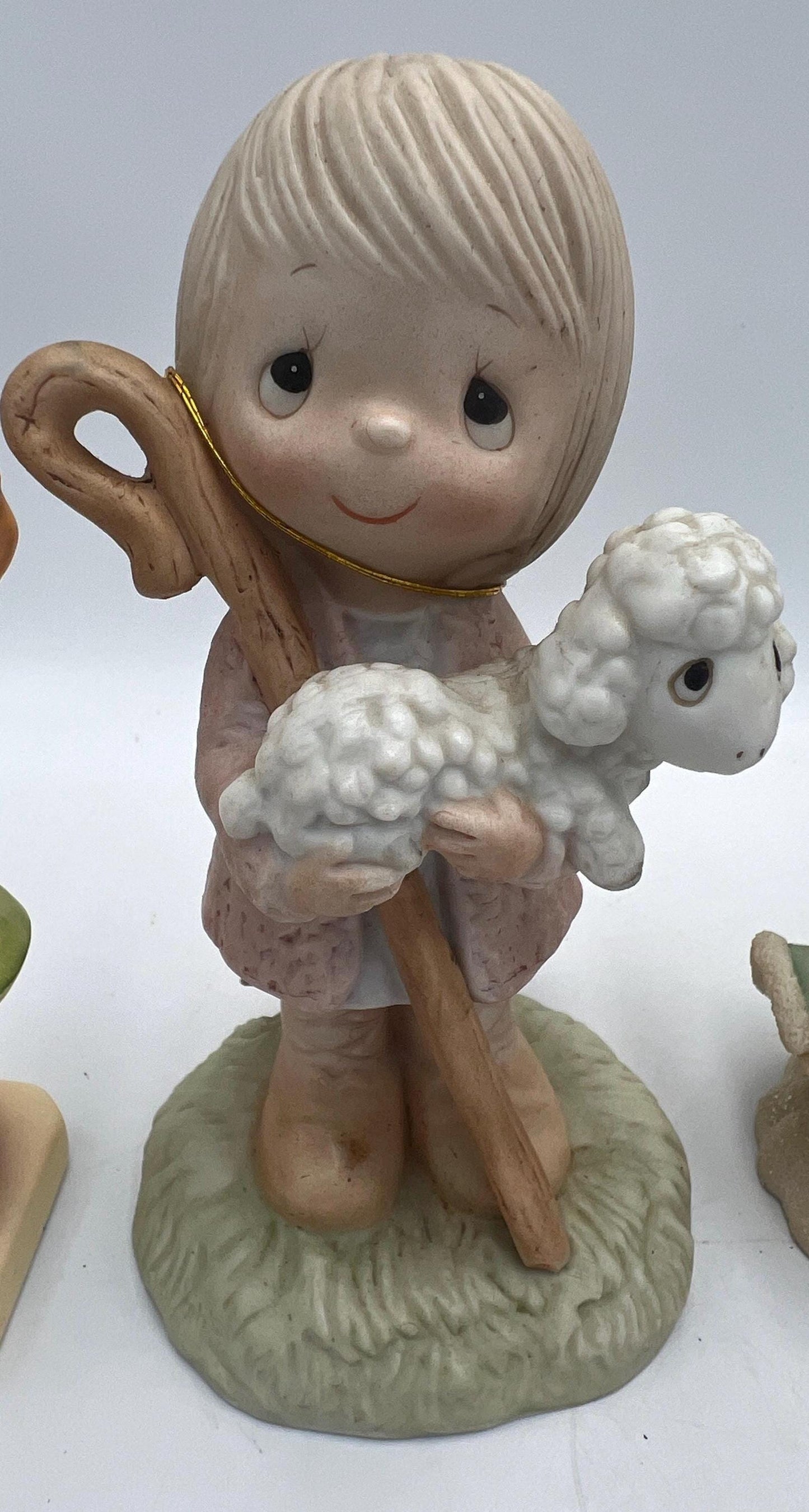 Figurines Collectible Items - Your Choice - Goebel Hummel - Precious Moments - Cherished Teddies - Jan Hagara Shirley Temple