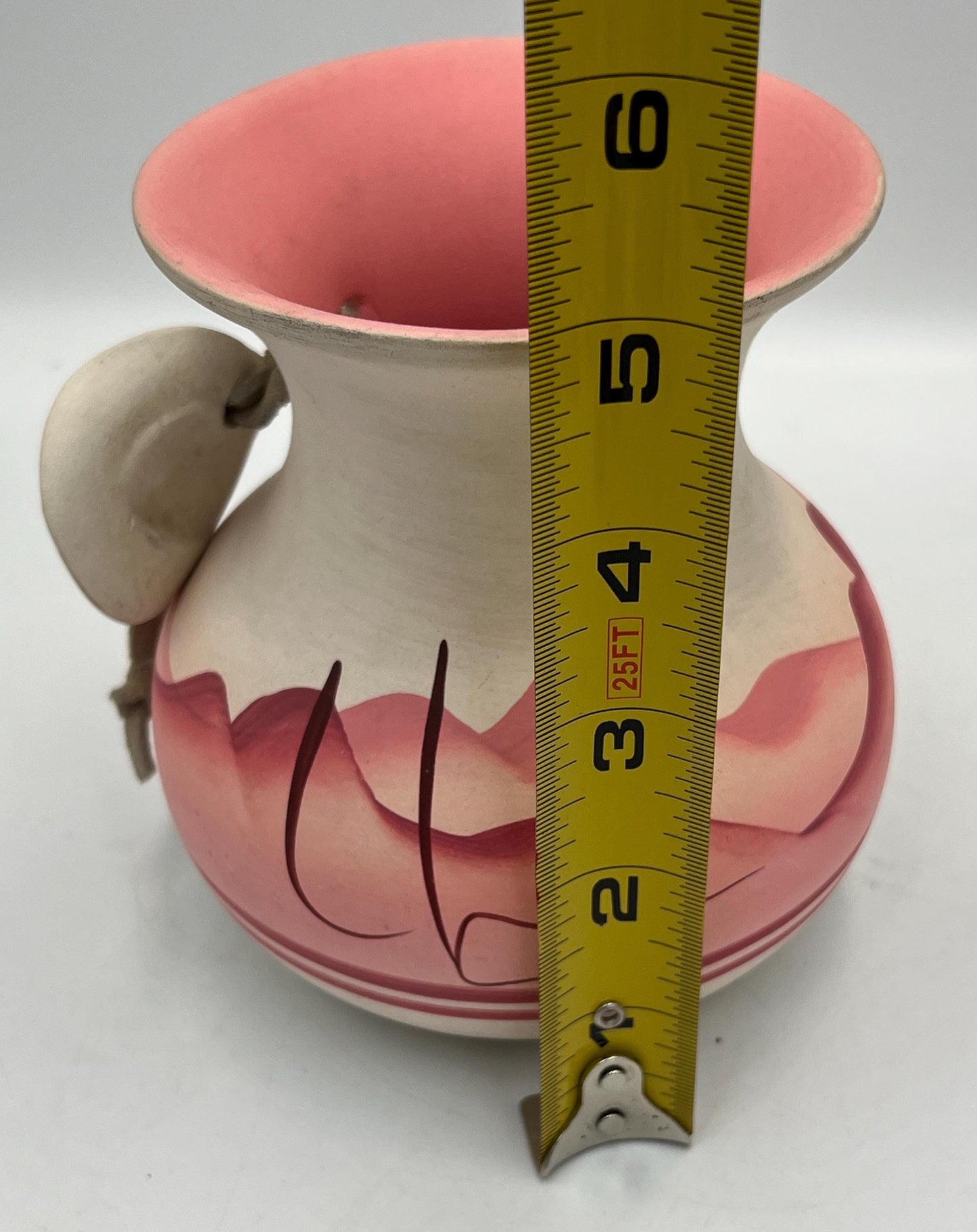 Navajo pottery Vase, Beautiful pastel coloring, Signed