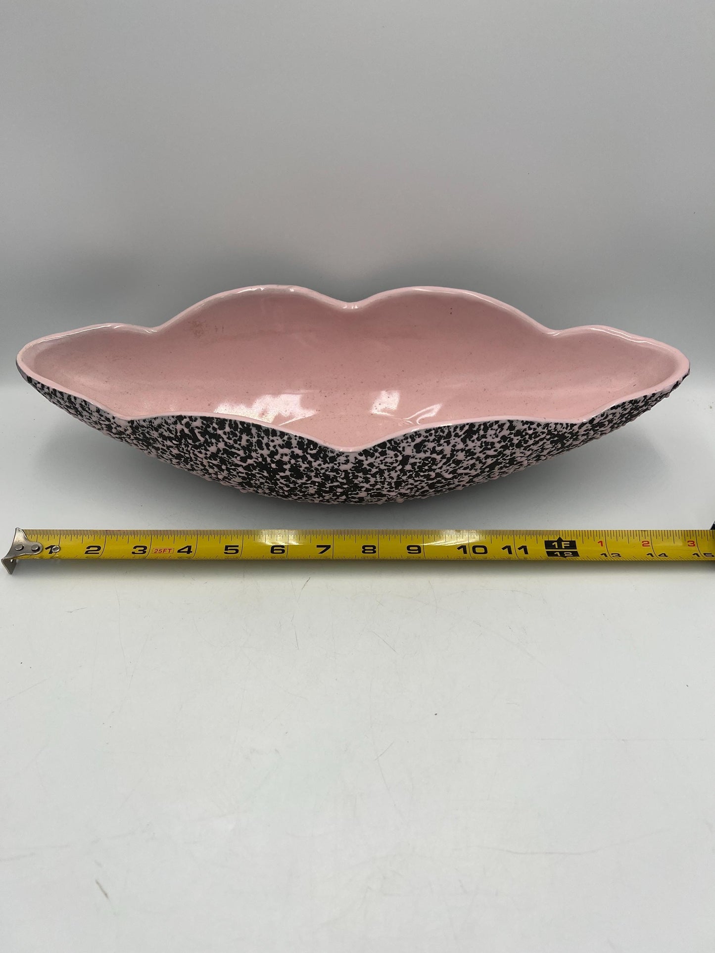 Vintage MCM Shawnee Pottery Pink Black Splatter Confetti Oval Console Bowl Planter Flower Pot Large