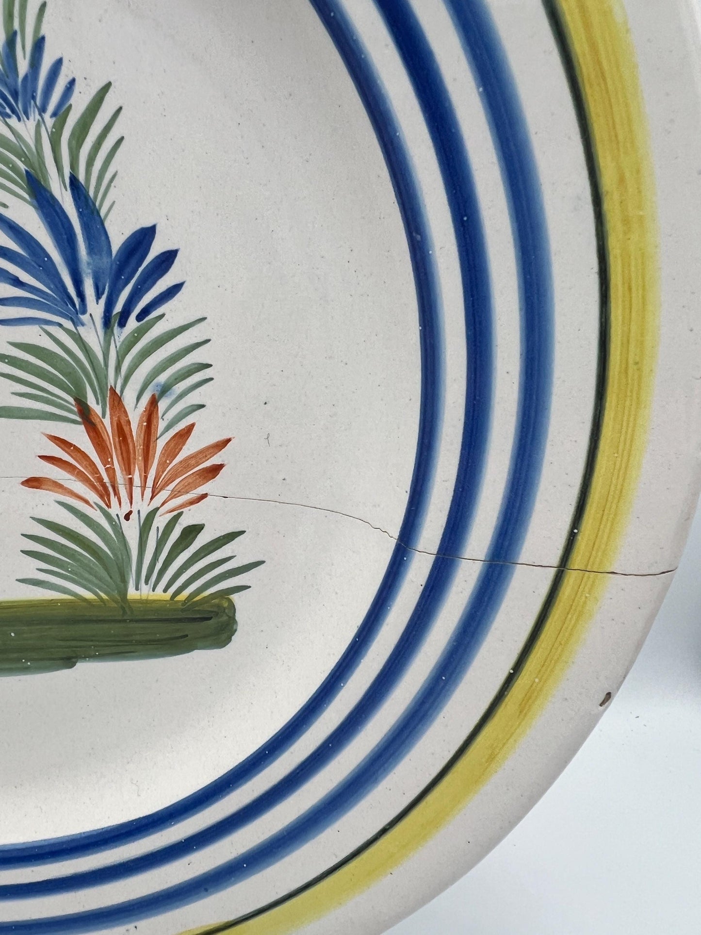 Quimper Faience Set 27 pcs plus Misc items - Bowls - Containers - Plates - Creamer - Sugar