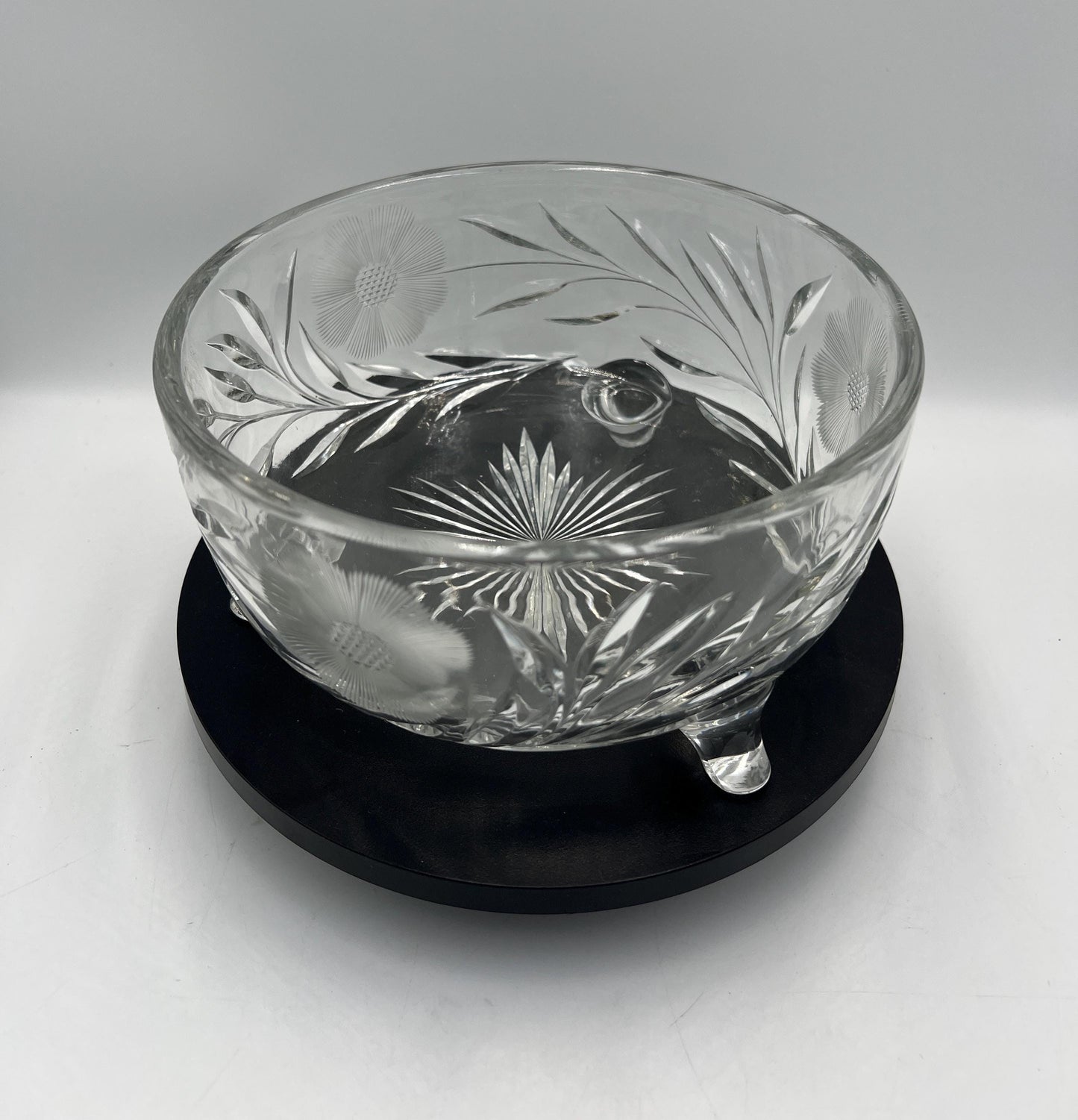 Tri Foot Crystal Bowl Starburst Pattern