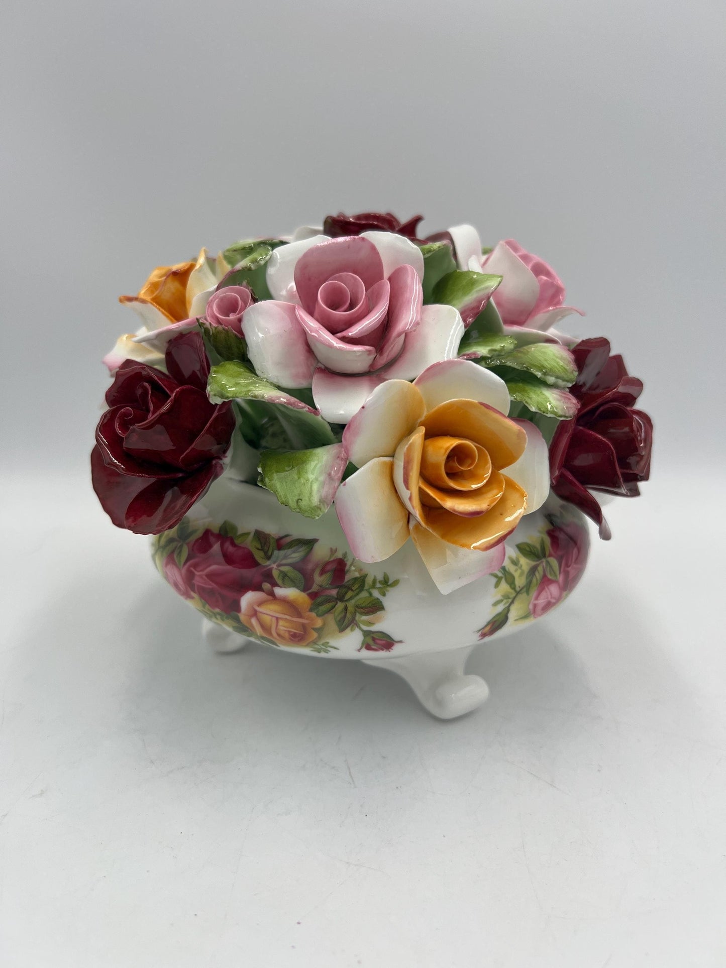 Royal Albert Old Country Roses porcelain Flower
