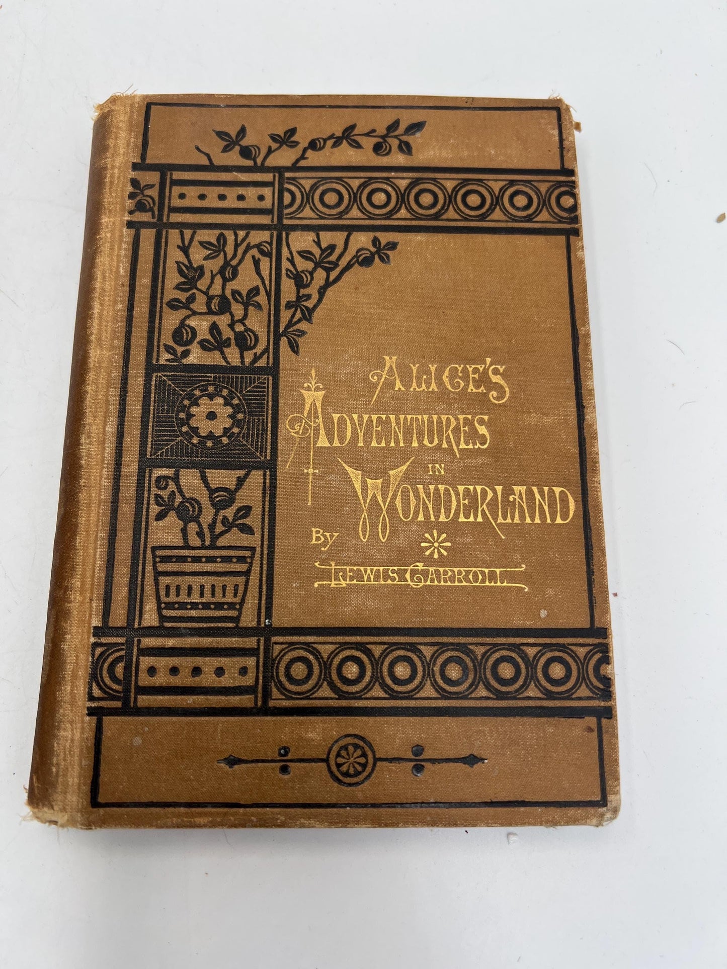 Books - Fragile -  Classic Literature - Early edition - Pinocchio- Alice in Wonderland - Wizard of Oz