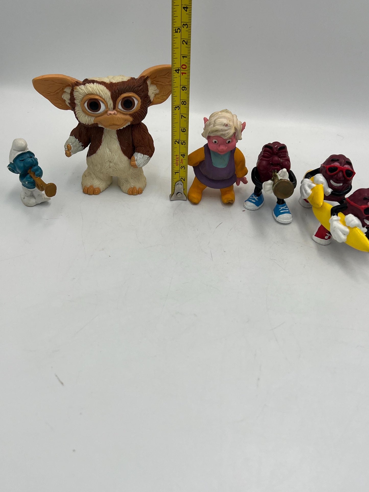 Pose Articulated Figurines - Smurfs - California Raisins - Gizmo Gremlins -Trobbit Paulo