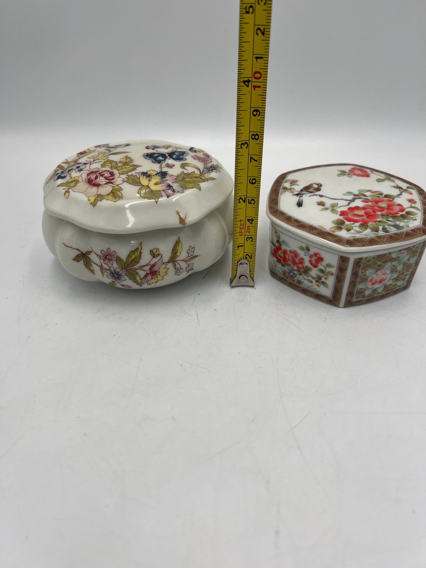 Lund's Lites Asian Inspired Ceramic Trinket Box with Candles - Two