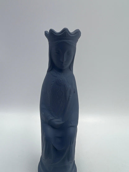 Wedgwood Jasperware Queen Figurine: Vintage Blue Basalt, 1972