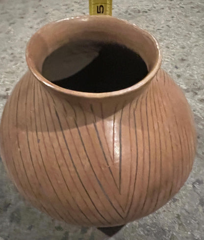 Vintage Pottery Vessel: Handcrafted Rustic Water Storage - Ceramic Art