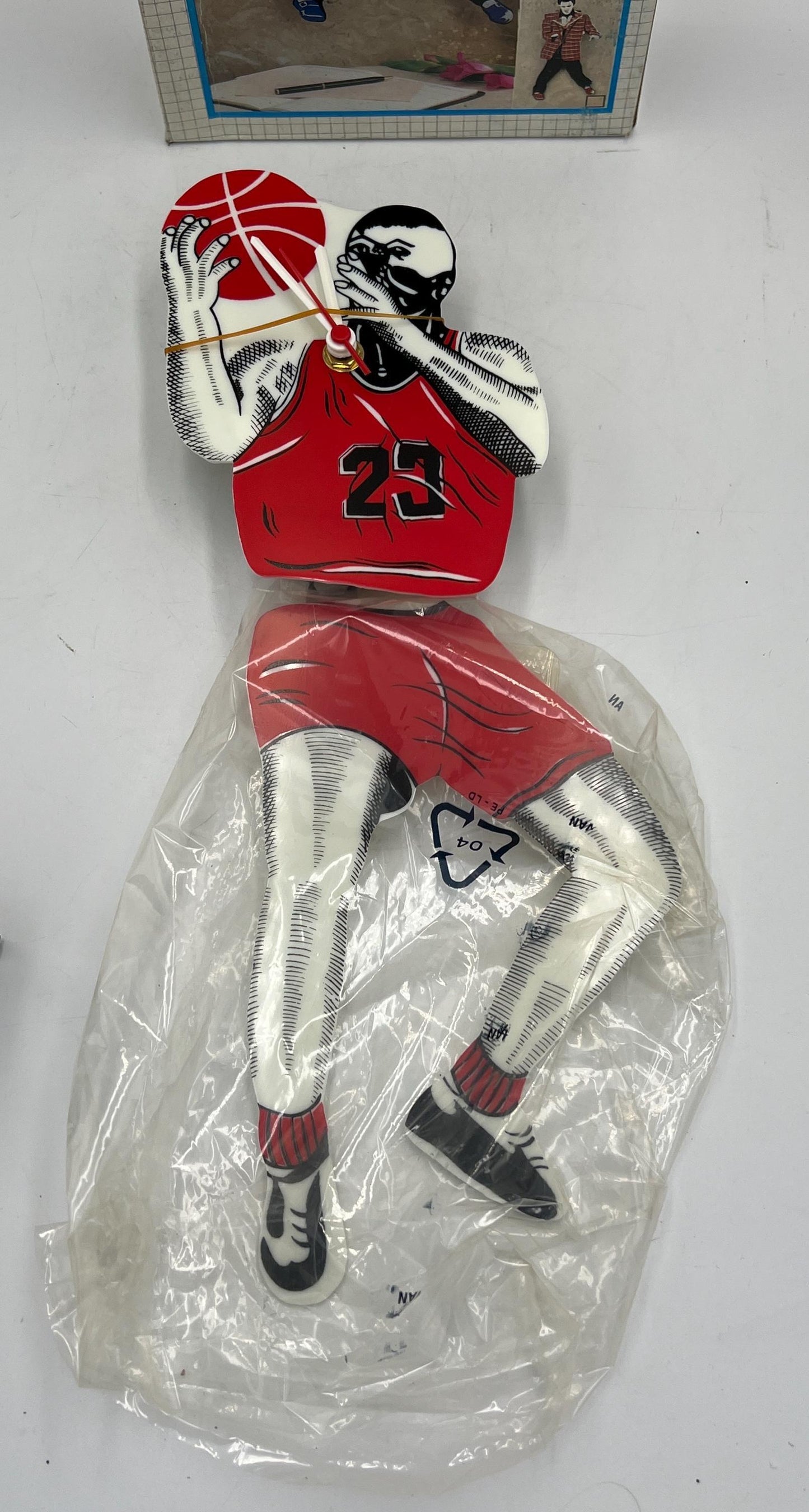 Michael Jordan Chicago Bulls Pendulum Clock with Swinging Legs New in Box