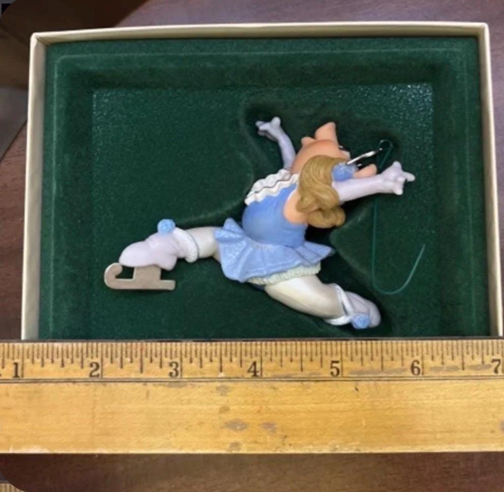 Christmas Ornament Miss Piggy Hallmark in Original Box RARE
