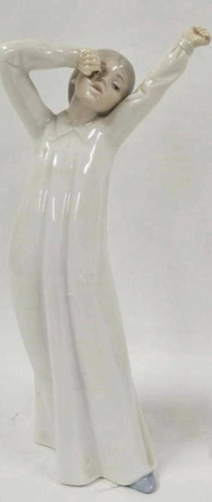 Children in Nightgowns: Lladro / Nao  - Porcelain w Glossy Finish. No Box. Sold individually
