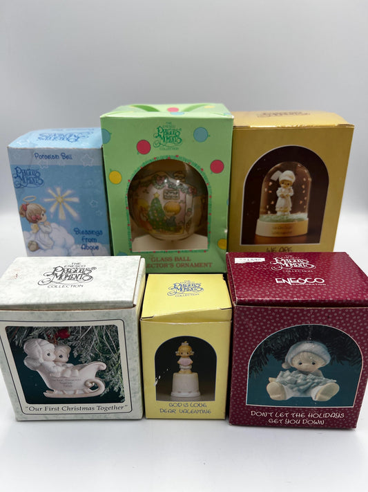 Vintage Precious Moments Christmas & Holiday Collectibles Lot of 6 w/ Boxes – Ornament, Bell, Water Dome, Thimble