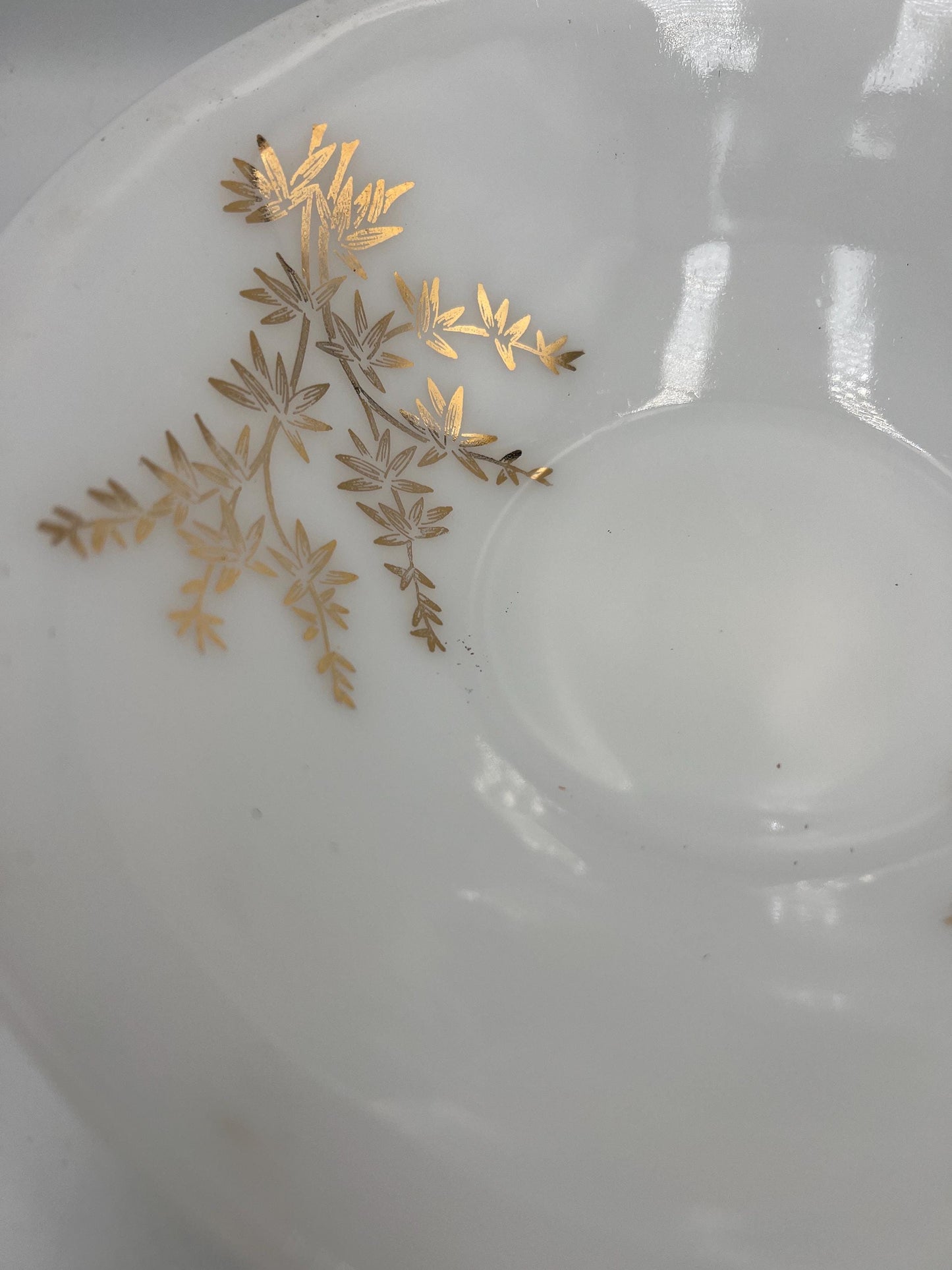 Vintage Federal Glass Golden Glory 8 1/2 Inch Serving Bowl White With Gold